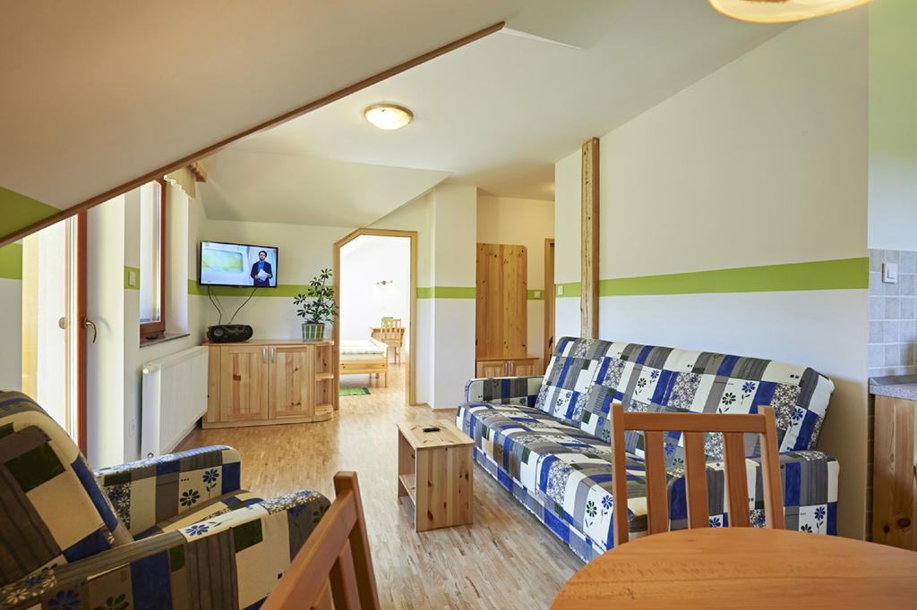 Apartments Organic Tourist Farm Gradisnik Prevalje Exterior photo